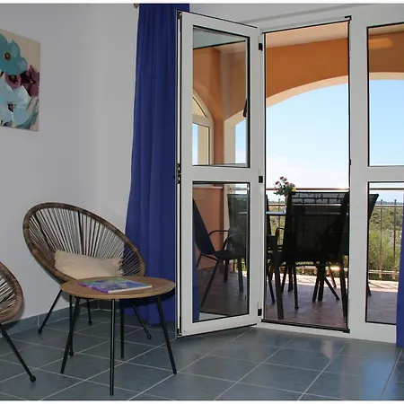 アパート Glavas プリモシュテン