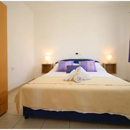 Glavas * プリモシュテン